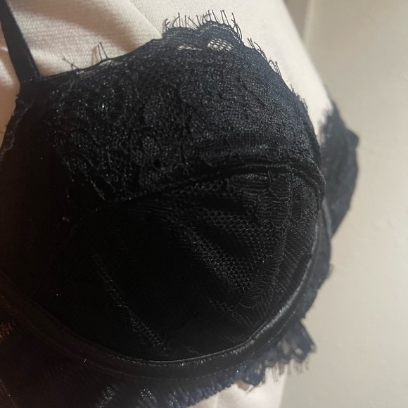 Urban outfitters out from under sheer black lace and velvet bra Sz small - Picture 3 of 6
